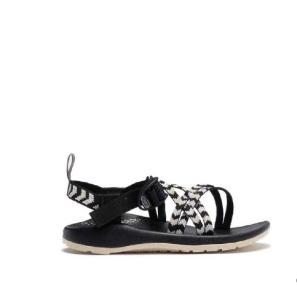 New w/box Chaco Kids Sandals Toddler size 12 - Picture 4 of 6